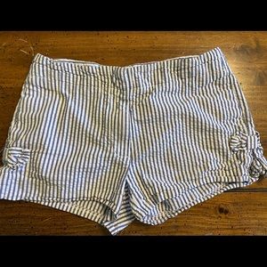 Crewcuts size 10 seersucker shorts